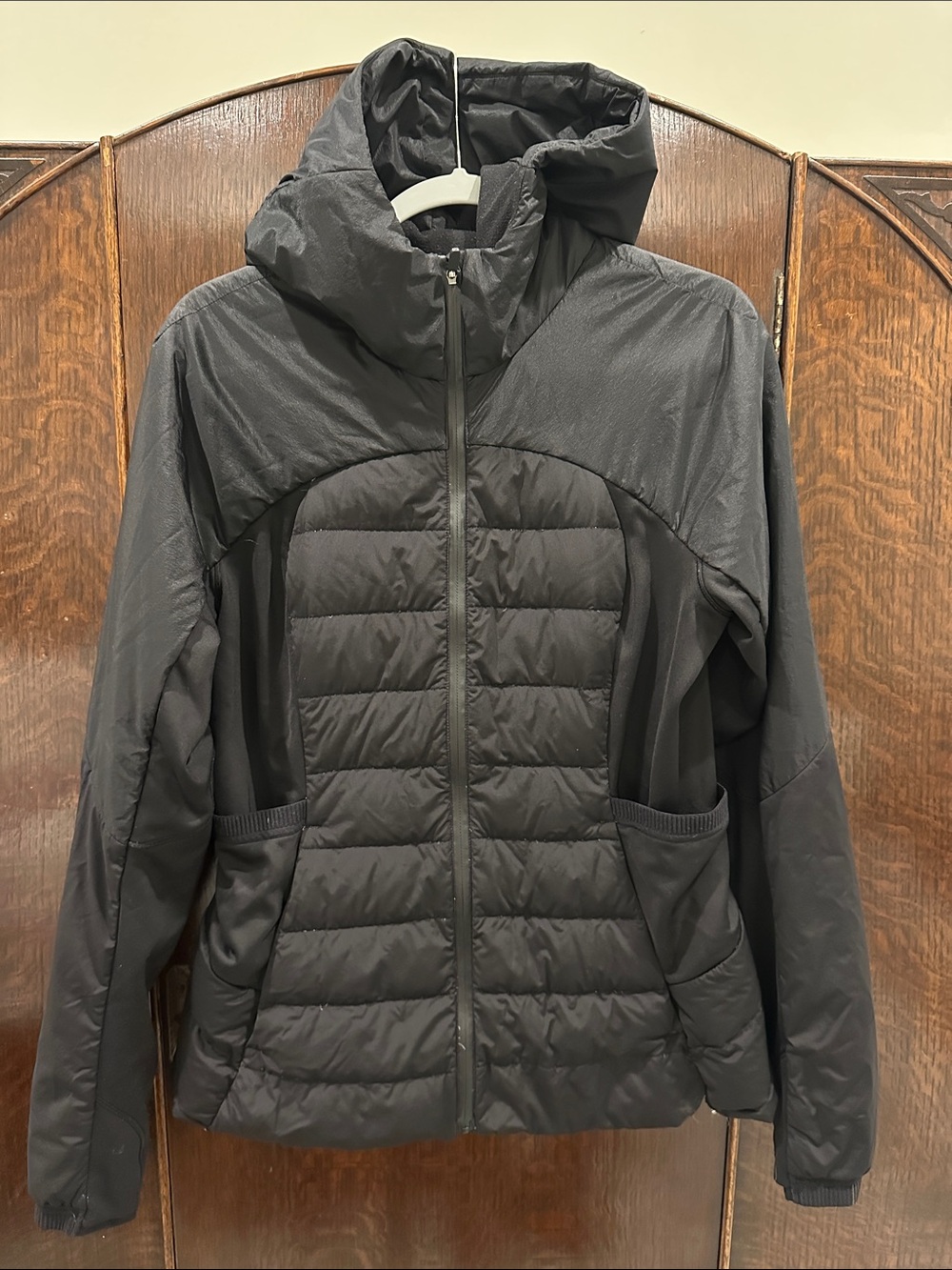 lululemon athletica Black Quilted Hooded Hybrid Puffer Jacket
